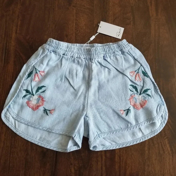 NWT Rails Liam Blue Chambray Embroidered Shorts XS - Picture 2 of 4